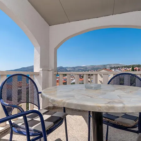 Apartment Jadran *