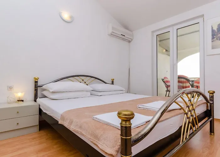 Apartment Jadran *